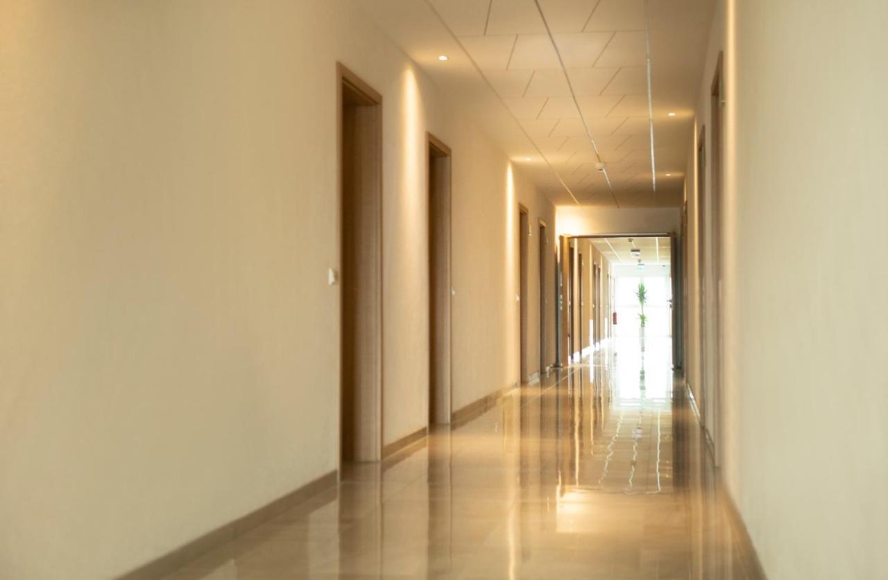 Stadthotel Донаувёрт Экстерьер фото